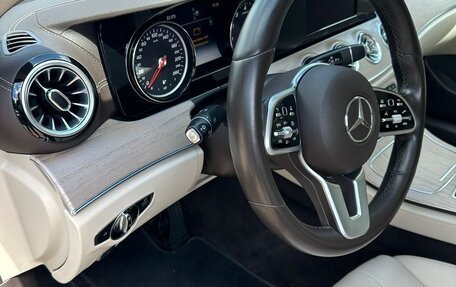 Mercedes-Benz E-Класс, 2019 год, 4 150 000 рублей, 4 фотография