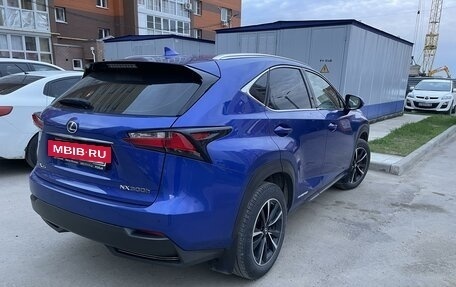 Lexus NX I, 2014 год, 3 010 000 рублей, 4 фотография