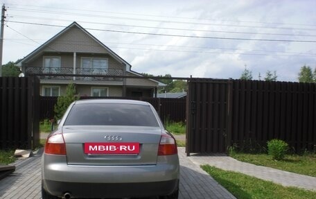 Audi A4, 2003 год, 515 000 рублей, 3 фотография