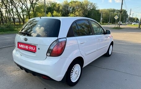 KIA Rio II, 2010 год, 600 000 рублей, 3 фотография