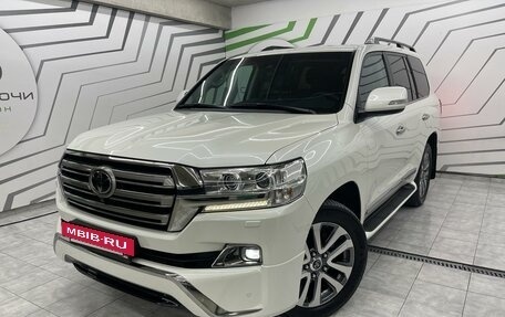 Toyota Land Cruiser 200, 2016 год, 6 500 000 рублей, 3 фотография