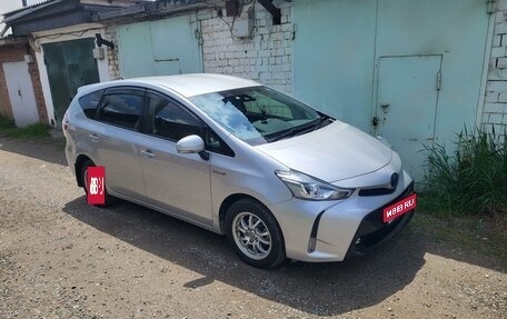 Toyota Prius Alpha I (ZVW40/41), 2018 год, 1 770 000 рублей, 1 фотография