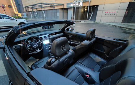Ford Mustang VI рестайлинг, 2018 год, 3 300 000 рублей, 7 фотография