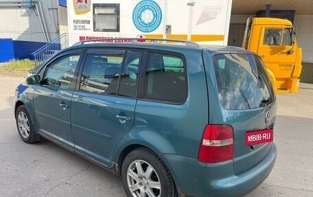 Volkswagen Touran III, 2004 год, 450 000 рублей, 6 фотография