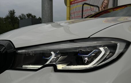BMW 3 серия, 2019 год, 3 900 000 рублей, 15 фотография