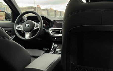 BMW 3 серия, 2019 год, 3 900 000 рублей, 29 фотография