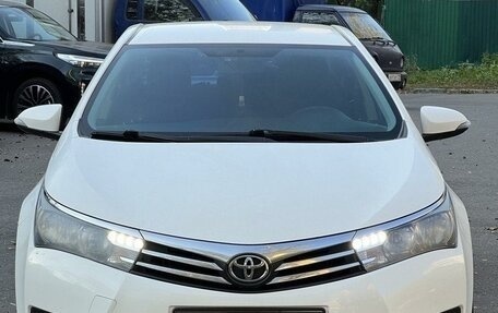 Toyota Corolla, 2014 год, 1 670 000 рублей, 2 фотография