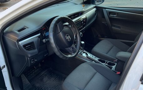 Toyota Corolla, 2014 год, 1 670 000 рублей, 7 фотография