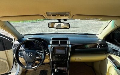 Toyota Camry, 2015 год, 2 700 000 рублей, 1 фотография