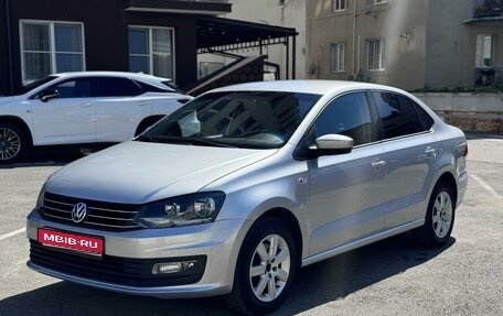 Volkswagen Polo VI (EU Market), 2017 год, 960 000 рублей, 1 фотография