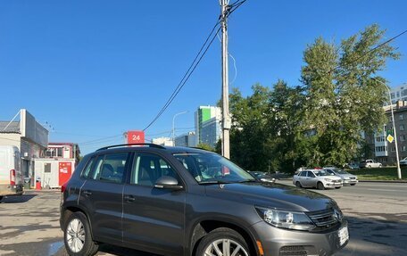 Volkswagen Tiguan I, 2017 год, 2 755 000 рублей, 2 фотография