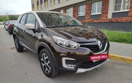 Renault Kaptur I рестайлинг, 2017 год, 1 733 000 рублей, 3 фотография