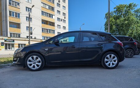 Opel Astra J, 2013 год, 980 000 рублей, 5 фотография