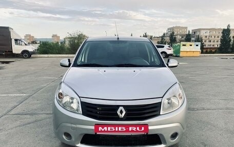 Renault Sandero I, 2013 год, 665 000 рублей, 2 фотография