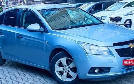 Chevrolet Cruze II, 2011 год, 735 000 рублей, 3 фотография