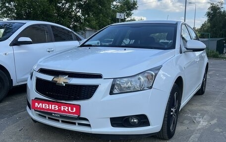 Chevrolet Cruze II, 2012 год, 1 000 000 рублей, 2 фотография