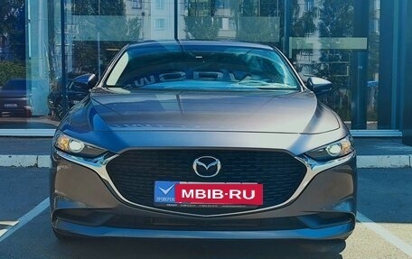 Mazda 3, 2019 год, 2 100 000 рублей, 2 фотография