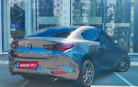 Mazda 3, 2019 год, 2 100 000 рублей, 6 фотография