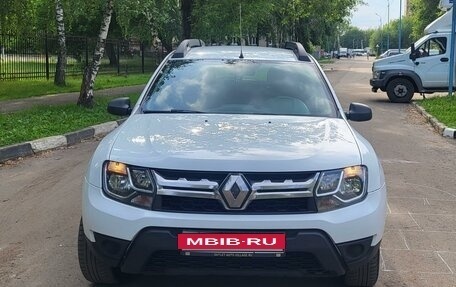 Renault Duster I рестайлинг, 2017 год, 990 000 рублей, 2 фотография