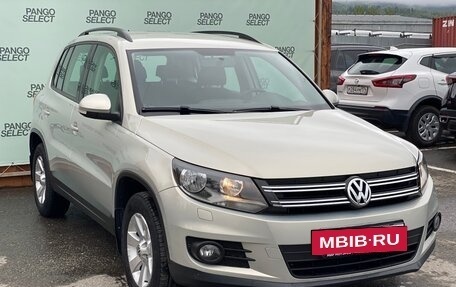 Volkswagen Tiguan I, 2012 год, 1 340 000 рублей, 2 фотография