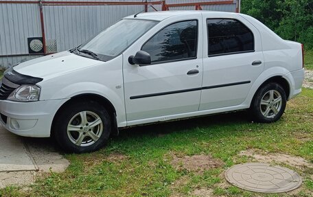 Renault Logan I, 2011 год, 388 000 рублей, 5 фотография