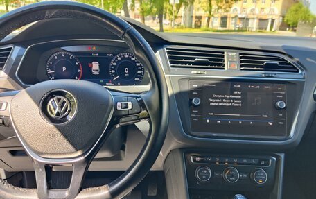 Volkswagen Tiguan II, 2017 год, 2 580 000 рублей, 14 фотография