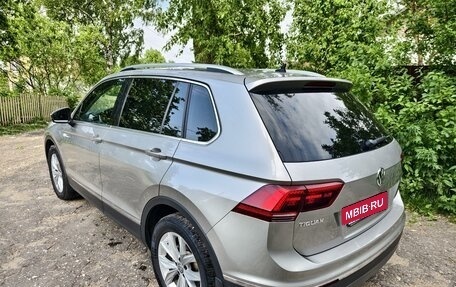 Volkswagen Tiguan II, 2017 год, 2 580 000 рублей, 13 фотография