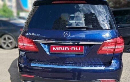 Mercedes-Benz GLS, 2016 год, 5 650 000 рублей, 3 фотография