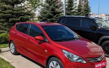 Hyundai Solaris II рестайлинг, 2016 год, 1 380 000 рублей, 2 фотография