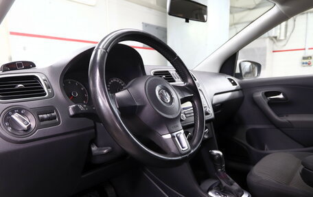 Volkswagen Polo VI (EU Market), 2012 год, 858 000 рублей, 7 фотография