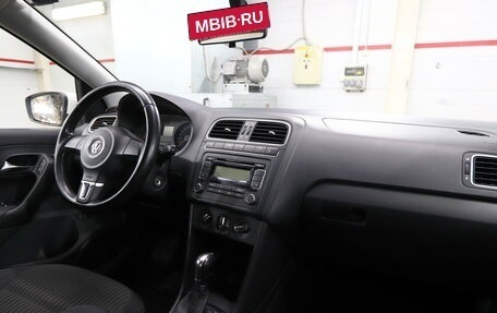 Volkswagen Polo VI (EU Market), 2012 год, 858 000 рублей, 16 фотография