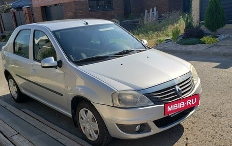 Renault Logan I, 2013 год, 650 000 рублей, 2 фотография