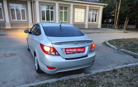 Hyundai Solaris II рестайлинг, 2012 год, 840 000 рублей, 6 фотография