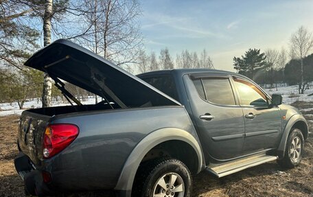 Mitsubishi L200 IV рестайлинг, 2007 год, 1 550 000 рублей, 6 фотография