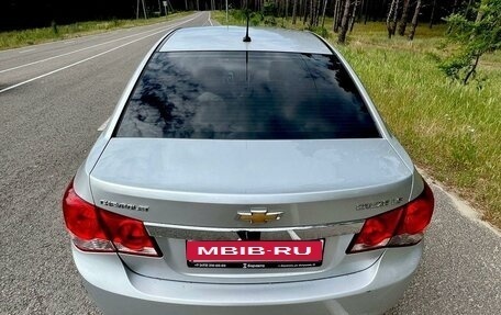 Chevrolet Cruze II, 2011 год, 750 000 рублей, 6 фотография