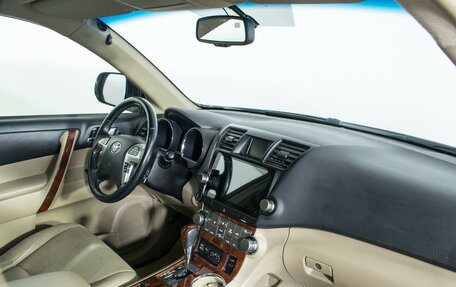 Toyota Highlander III, 2012 год, 2 450 000 рублей, 9 фотография