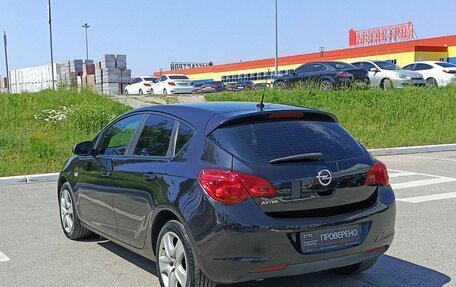 Opel Astra J, 2011 год, 724 000 рублей, 7 фотография
