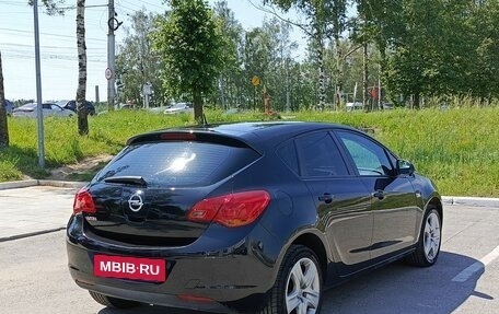 Opel Astra J, 2011 год, 724 000 рублей, 5 фотография