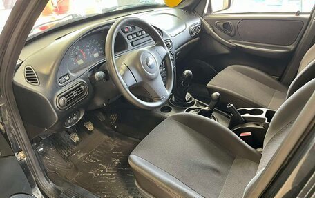 Chevrolet Niva I рестайлинг, 2015 год, 584 000 рублей, 14 фотография