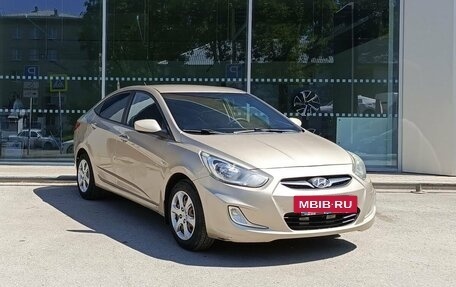 Hyundai Solaris II рестайлинг, 2011 год, 780 000 рублей, 3 фотография