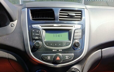 Hyundai Solaris II рестайлинг, 2011 год, 780 000 рублей, 13 фотография