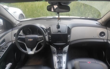 Chevrolet Cruze II, 2013 год, 490 000 рублей, 13 фотография