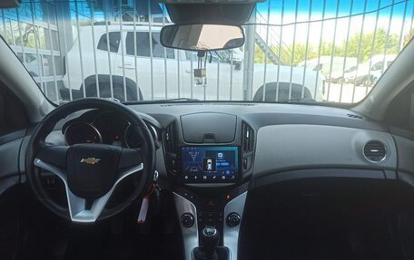 Chevrolet Cruze II, 2013 год, 725 000 рублей, 8 фотография