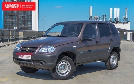 Chevrolet Niva I рестайлинг, 2015 год, 753 525 рублей, 2 фотография