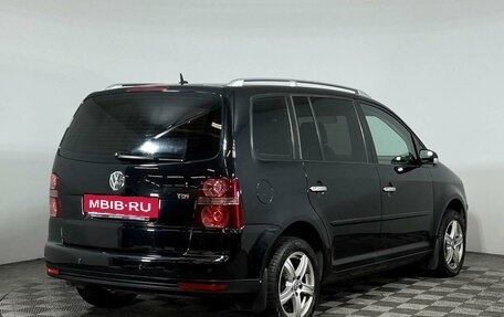 Volkswagen Touran III, 2007 год, 895 000 рублей, 5 фотография