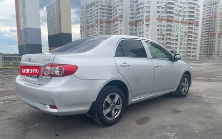 Toyota Corolla, 2011 год, 950 000 рублей, 4 фотография