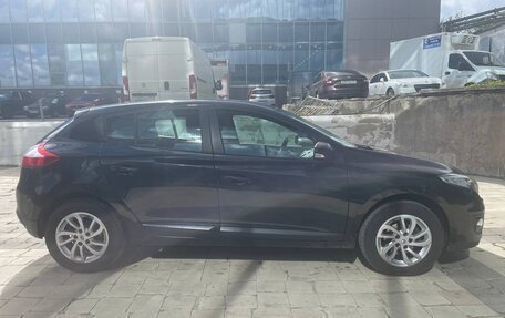 Renault Megane III, 2012 год, 830 000 рублей, 2 фотография