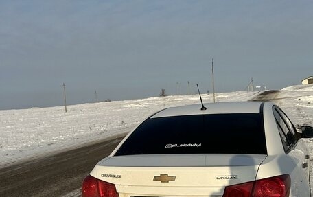 Chevrolet Cruze II, 2010 год, 850 000 рублей, 7 фотография