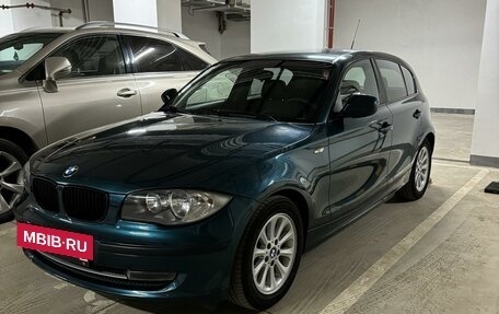 BMW 1 серия, 2010 год, 1 200 000 рублей, 2 фотография