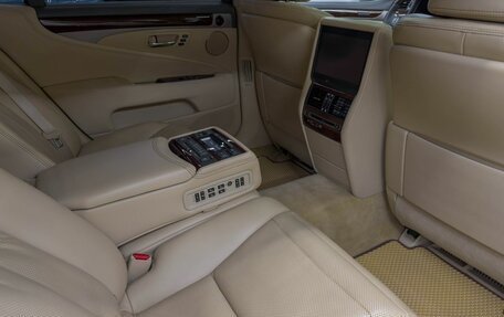 Lexus LS IV, 2013 год, 3 250 000 рублей, 17 фотография